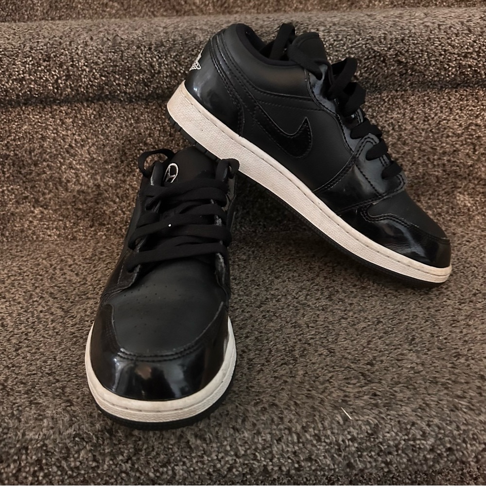 Air Jordan Boy’s Sneakers - Picture 2 of 10